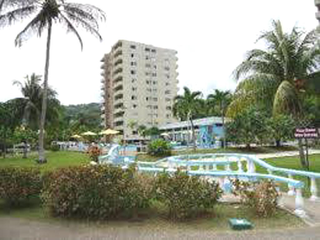 Turtle Beach Towers Apt 22 C - Ocho Rios Exterior foto