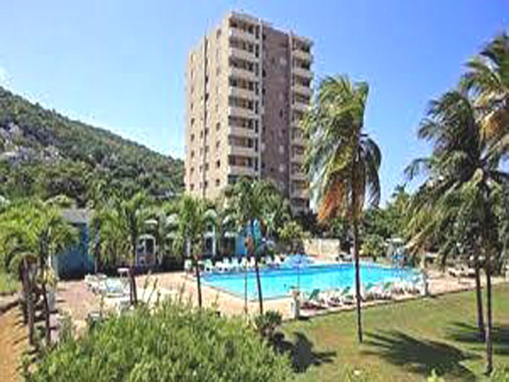 Turtle Beach Towers Apt 22 C - Ocho Rios Exterior foto