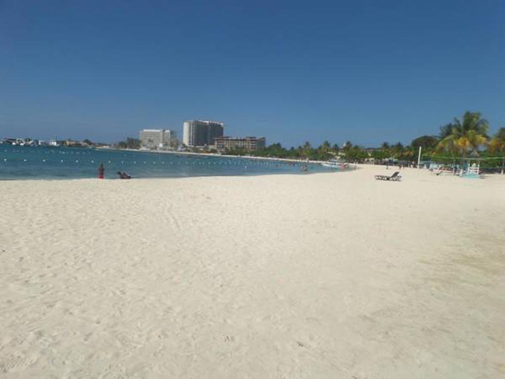 Turtle Beach Towers Apt 22 C - Ocho Rios Exterior foto